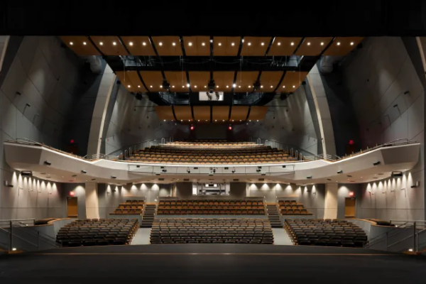 » Garden Santa Fe: un mall luminoso en el subsuelo